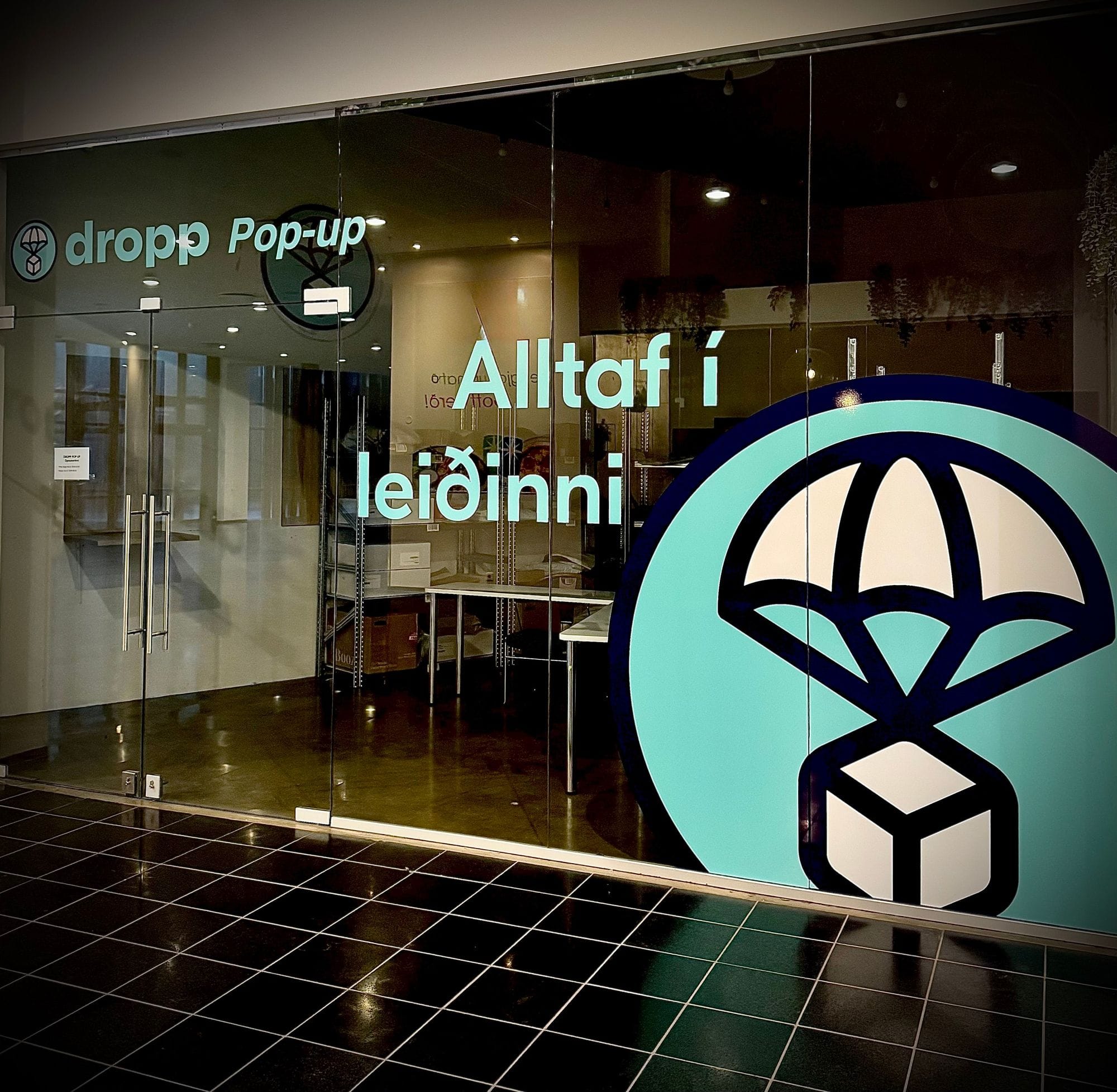 Dropp opnar "Pop-Up" útibú í Smáralind
